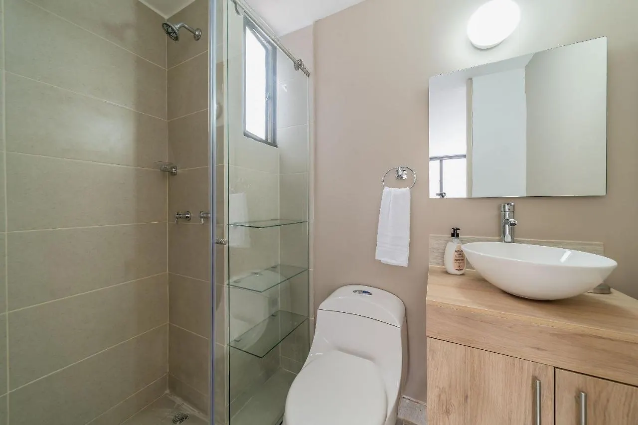 Espacioso 2Br En Quinta Camacho Con Parking Bogota